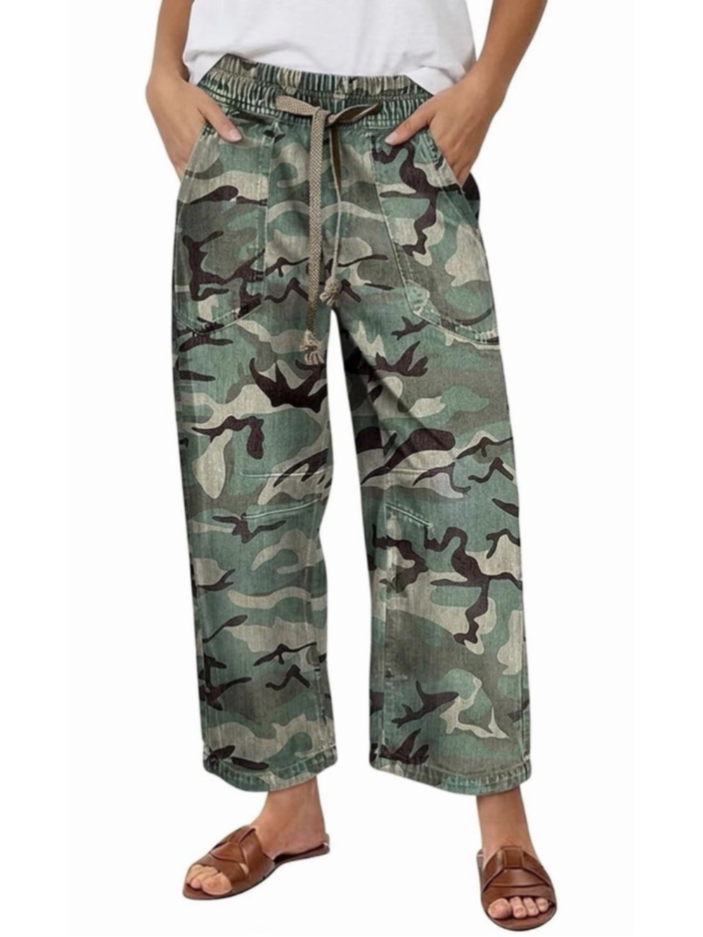 Flamingals Mid Rise Barrel Leg Wash Floral Print Jeans for Women Sz XS